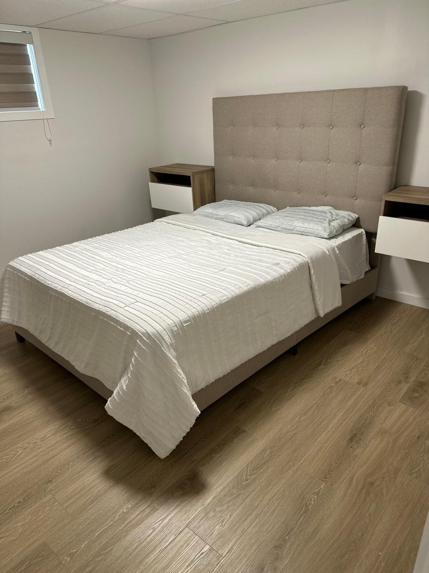 Guest Expertise Apartment วินนิเพก ภายนอก รูปภาพ