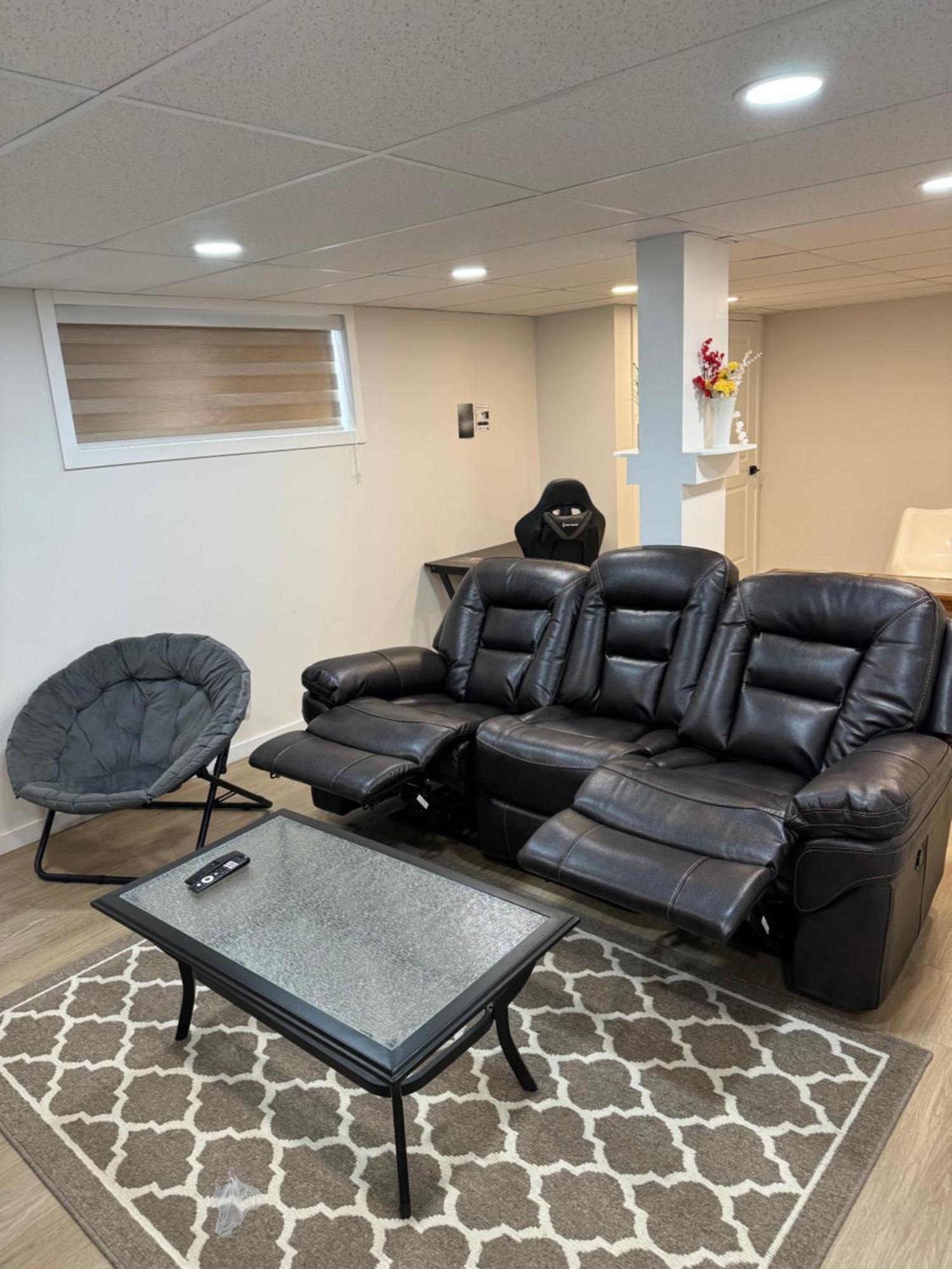 Guest Expertise Apartment วินนิเพก ภายนอก รูปภาพ